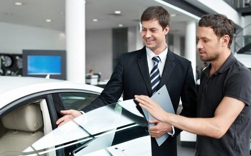 Servizi di vendita e assistenza auto